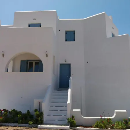 Naxos * Agiassos