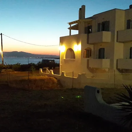 Naxos * Agiassos