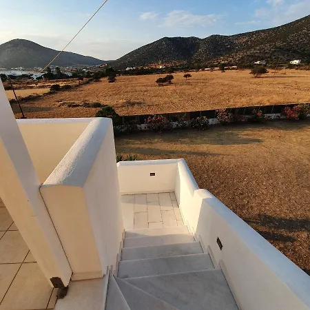 Naxos 펜션