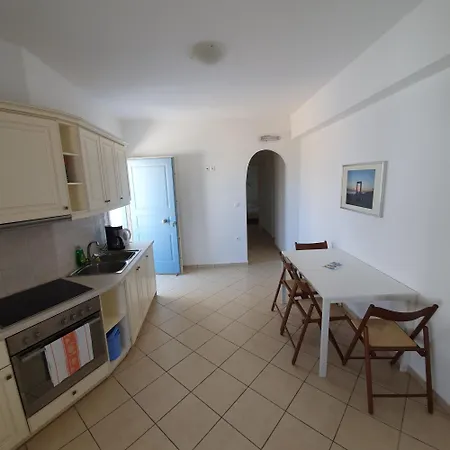 Naxos Tatil Evi